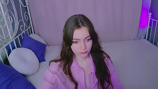 Lana  Cute  online show from June 19, 3:07 pm