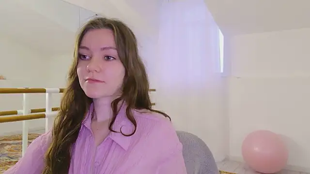 Lana  Cute  online show from July 6, 10:11 am