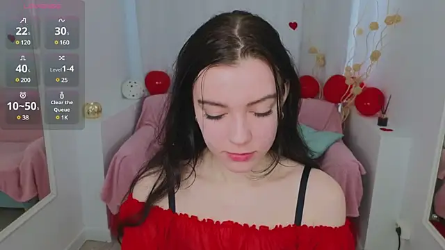 Snapshot of Lana__Cute_ chatting on February 14, 12:36 pm Lana Cute online show from February 14, 12:36 pm