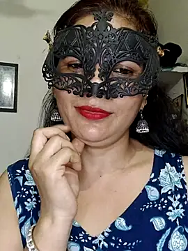 Snapshot of sexy_bhabhi69 chatting on July 6, 5:15 pm sexy bhabhi69 online show from July 6, 5:15 pm