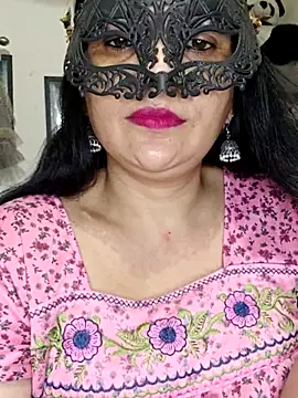 Snapshot of sexy_bhabhi69 chatting on June 29, 5:45 pm sexy bhabhi69 online show from June 29, 5:45 pm