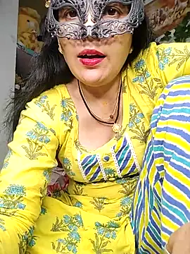 Snapshot of sexy_bhabhi69 chatting on October 8, 9:33 am sexy bhabhi69 online show from October 8, 9:33 am