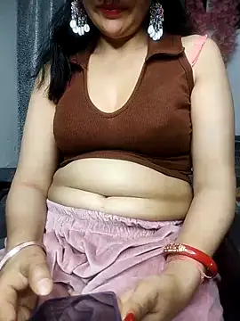 Snapshot of sexy_bhabhi69 chatting on March 18, 5:33 pm sexy bhabhi69 online show from March 18, 5:33 pm