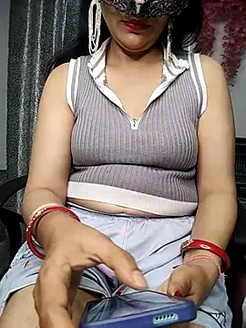 Snapshot of sexy_bhabhi69 chatting on March 22, 9:13 am sexy bhabhi69 online show from March 22, 9:13 am