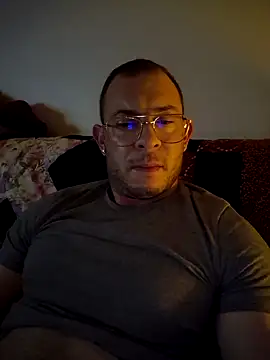 jourdinio13 online show from January 9, 11:56 pm