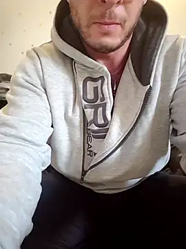 jourdinio13 online show from February 28, 11:21 am