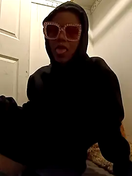 Snapshot of NastyBlackslaveGirl chatting on January 5, 1:15 pm NastyBlackslaveGirl online show from January 5, 1:15 pm