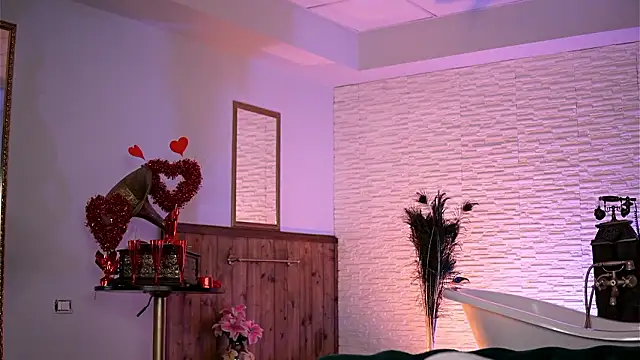 Jenna Day online show from February 28, 7:30 am