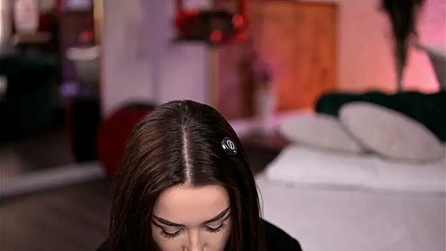 Jenna Day online show from April 5, 7:26 am