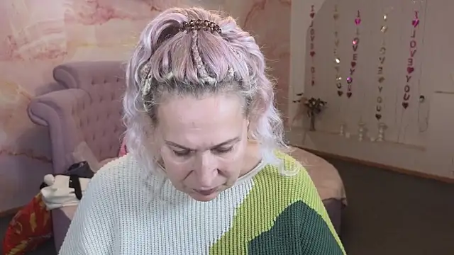 Penelope Pinky online show from October 31, 11:51 am