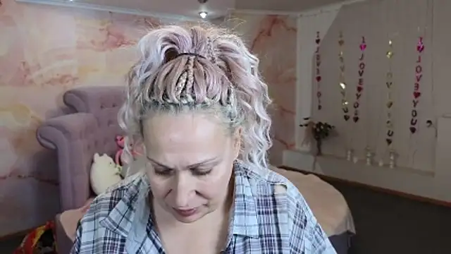 Snapshot of Penelope_Pinky chatting on October 14, 12:06 pm Penelope Pinky online show from October 14, 12:06 pm
