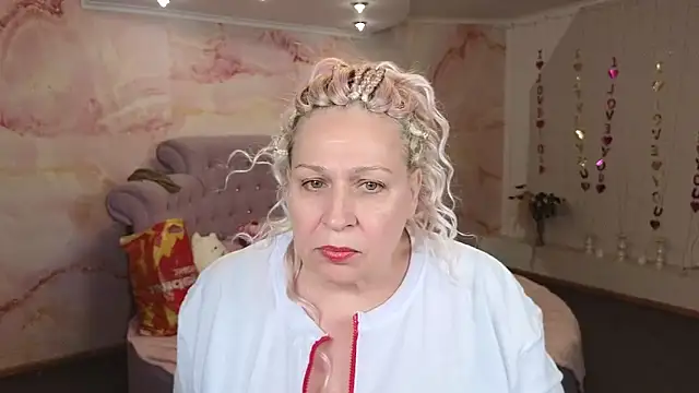 Snapshot of Penelope_Pinky chatting on October 6, 12:06 pm Penelope Pinky online show from October 6, 12:06 pm