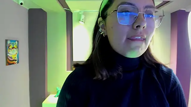 Snapshot of mila_mendoza chatting on March 11, 10:42 pm mila mendoza online show from March 11, 10:42 pm