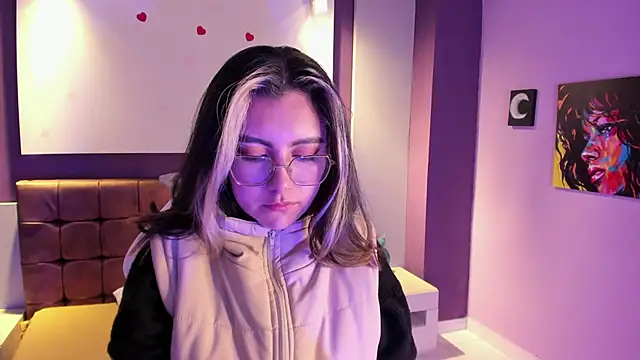 Snapshot of mila_mendoza chatting on March 10, 12:38 pm mila mendoza online show from March 10, 12:38 pm