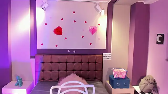 Snapshot of mila_mendoza chatting on February 24, 12:26 pm mila mendoza online show from February 24, 12:26 pm