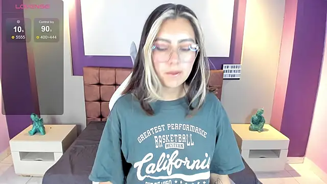 Snapshot of mila_mendoza chatting on February 3, 12:36 pm mila mendoza online show from February 3, 12:36 pm