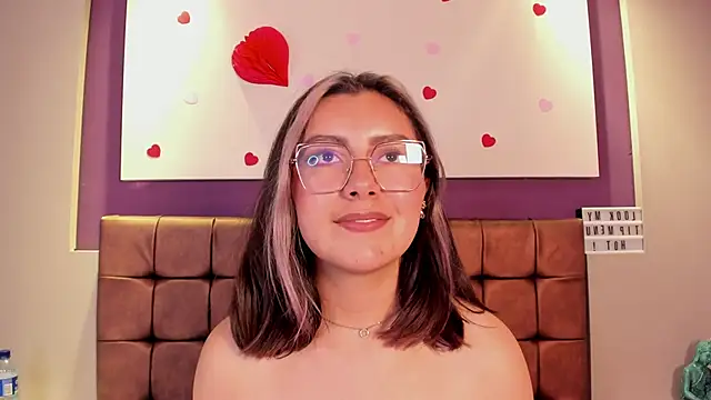 Snapshot of mila_mendoza chatting on March 3, 3:22 pm mila mendoza online show from March 3, 3:22 pm