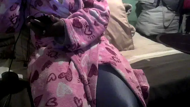 Snapshot of NicoleBitch87 chatting on March 19, 9:16 pm NicoleBitch87 online show from March 19, 9:16 pm