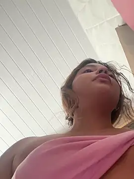 Nicollygriu online show from April 2, 1:40 pm