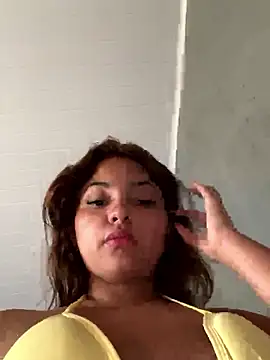 Nicollygriu online show from January 6, 1:15 pm