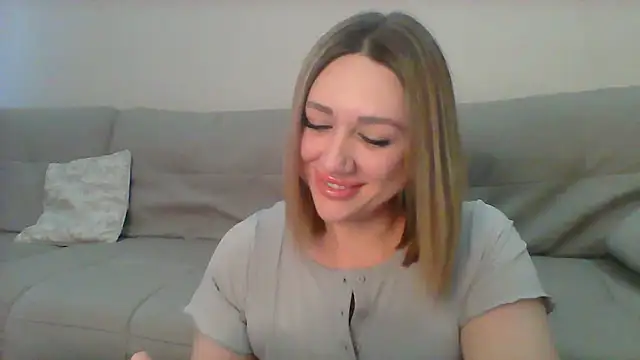 VickyLove047 online show from March 21, 5:11 am