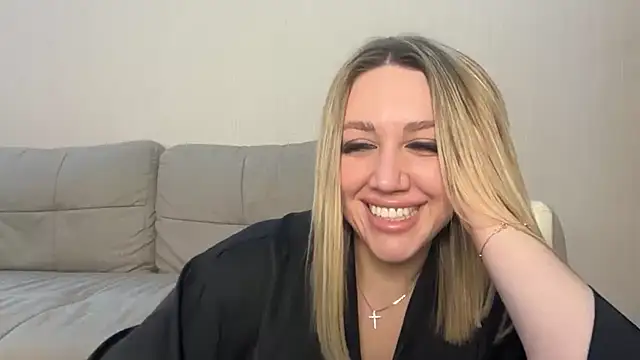 VickyLove047 online show from October 4, 8:49 am