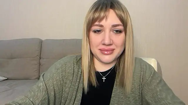 VickyLove047 online show from April 4, 6:20 am