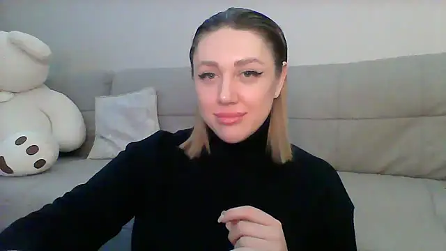 VickyLove047 online show from February 19, 8:10 pm