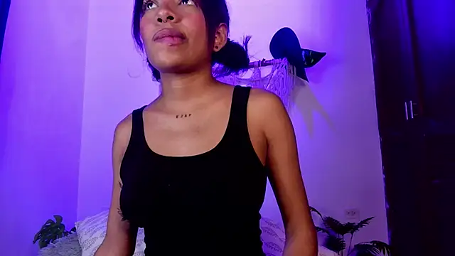 anais tgn online show from October 18, 5:04 pm