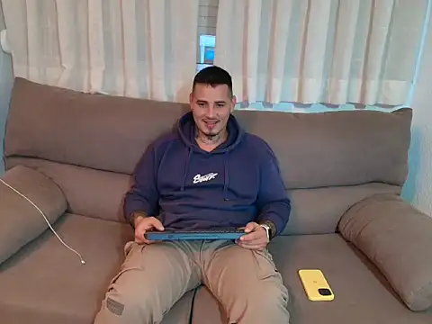 Geishastudios online show from November 10, 9:31 pm