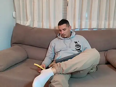 Geishastudios online show from November 12, 9:18 pm