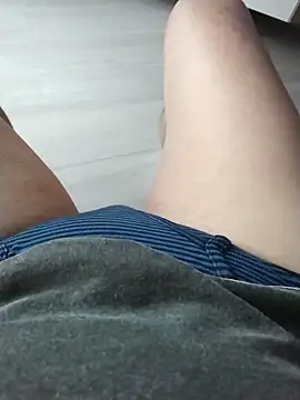 Dannydy2015 online show from November 13, 1:42 am