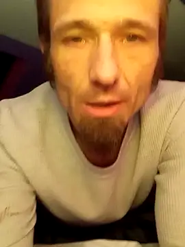 Snapshot of Auntiestoy chatting on November 9, 8:07 am Auntiestoy online show from November 9, 8:07 am