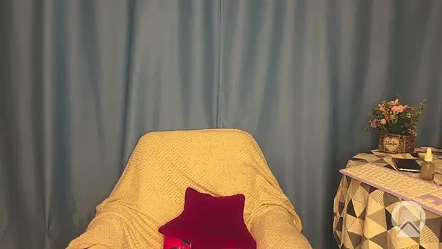 pink pikachu  online show from April 14, 8:47 pm