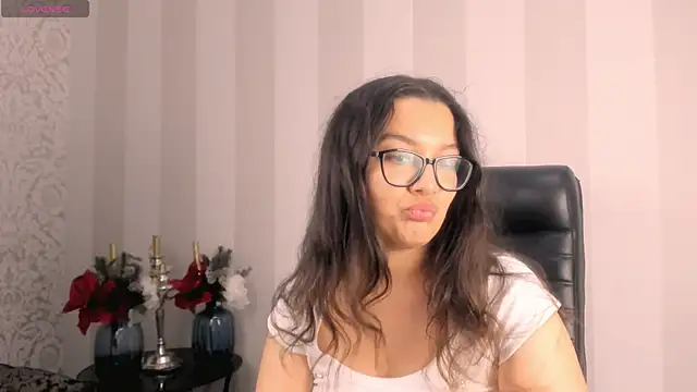Snapshot of ZarifaBev chatting on September 23, 1:40 pm ZarifaBev online show from September 23, 1:40 pm
