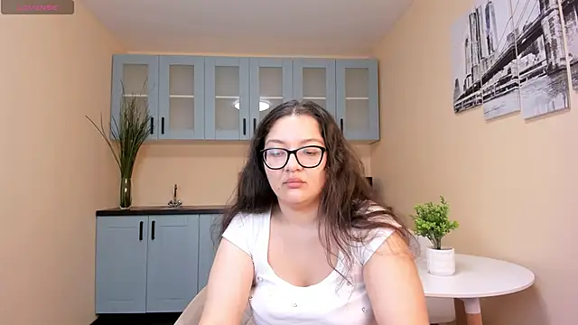 ZarifaBev online show from December 3, 8:08 pm