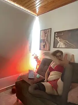 Adeellee  online show from October 25, 4:40 pm