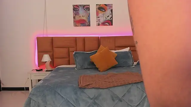 Regina blum online show from February 6, 12:12 pm