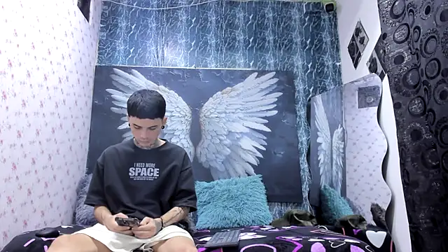 exotic hot couple online show from March 12, 9:41 pm