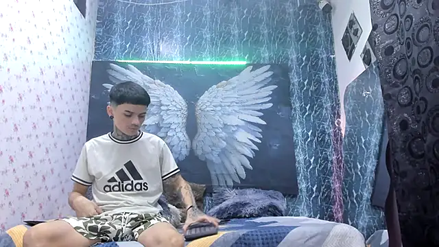 exotic hot couple online show from March 25, 10:19 pm