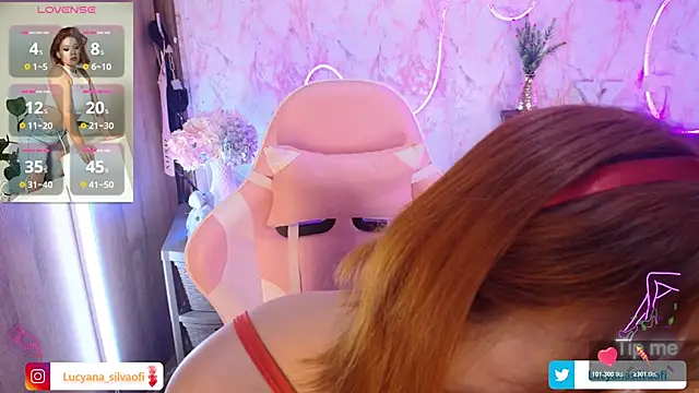 Snapshot of LucyanaSilva chatting on November 10, 2:11 pm LucyanaSilva online show from November 10, 2:11 pm