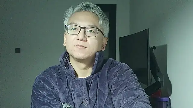 leoUSIR online show from November 11, 8:14 pm