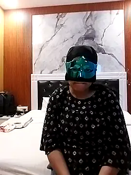 hornycoupleJandS online show from April 17, 5:54 am