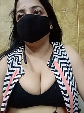 hornycoupleJandS online show from June 2, 7:25 pm