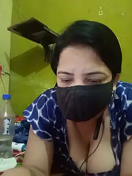 Snapshot of hornycoupleJandS chatting on June 27, 12:33 pm hornycoupleJandS online show from June 27, 12:33 pm
