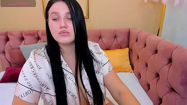 Kassandra  grey online show from February 7, 7:07 am