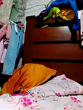 NewBe9D9 online show from March 10, 9:30 pm