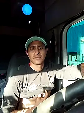 NewBe9D9 online show from February 26, 11:30 pm