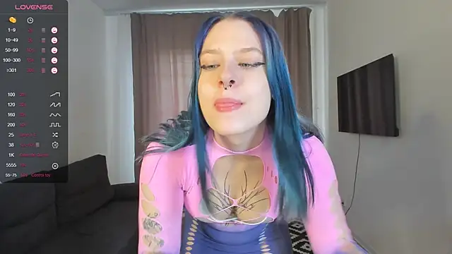 tender kiitty online show from June 1, 3:33 pm