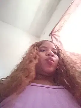 Snapshot of Kelsie_Williams chatting on June 16, 9:04 pm Kelsie Williams online show from June 16, 9:04 pm